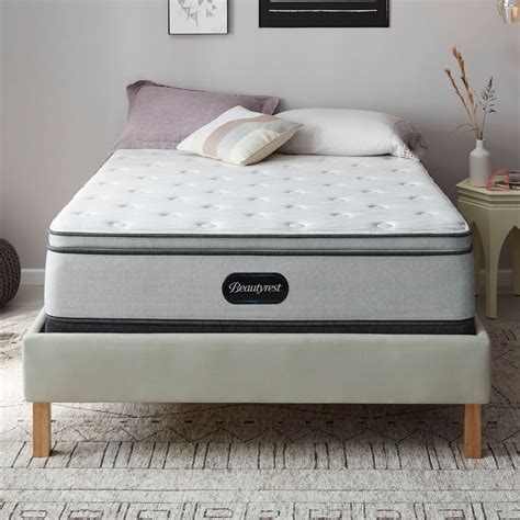 twin bed pillow top mattress.